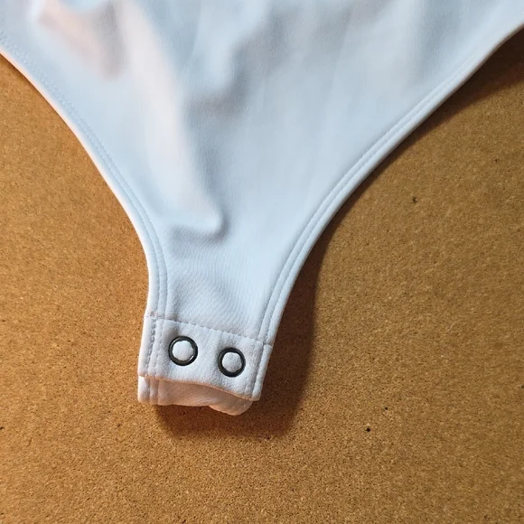 Express Body Contour White Body Suit - Picture 2 of 4